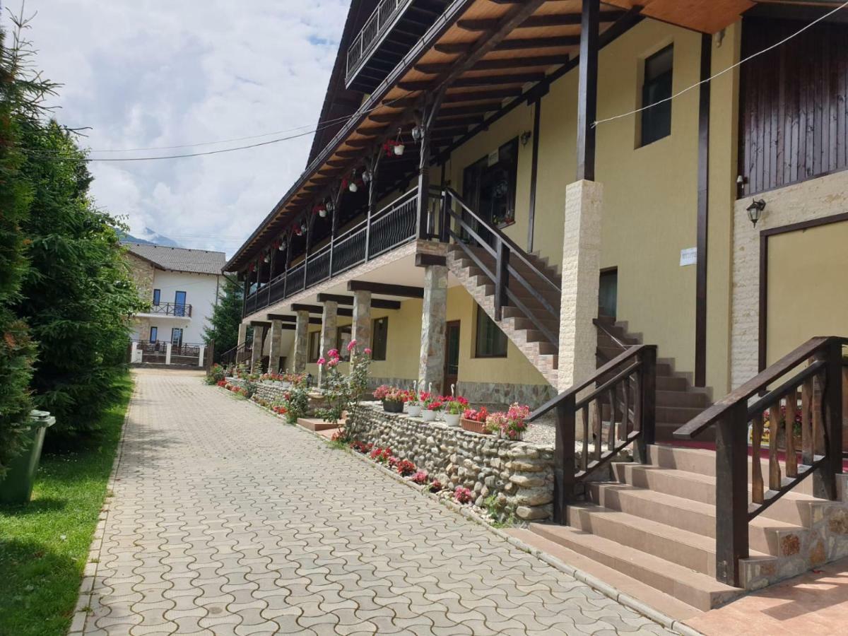 Pensiunea Roua Muntilor Sîmbăta de Sus Kültér fotó