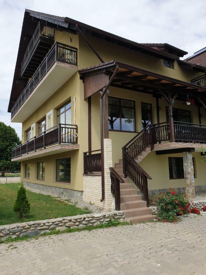 Pensiunea Roua Muntilor Sîmbăta de Sus Kültér fotó